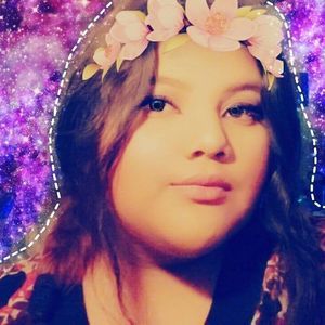 Meet your Posher, Esmeralda